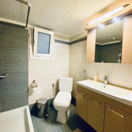 Aristoteles Square Apartamento *